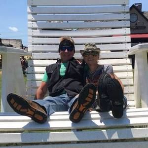 Meet your Posher, Dave n sonie